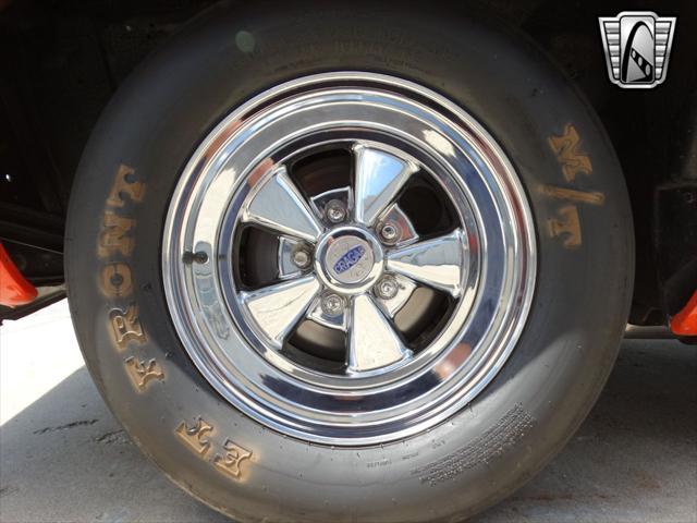 Photo of 1971 Orange Ford Torino