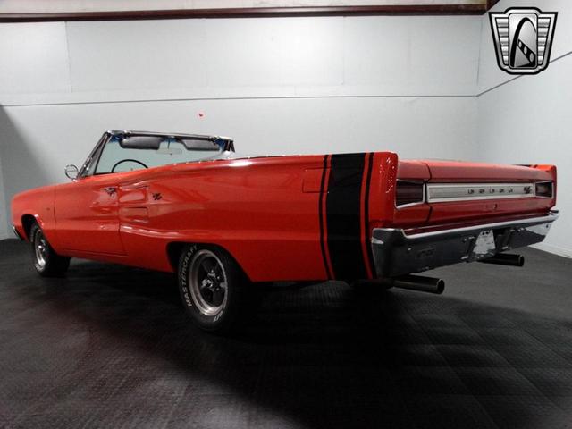 Photo of 1967 Orange Dodge Coronet