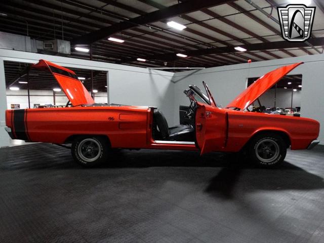 Photo of 1967 Orange Dodge Coronet