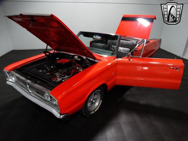 Photo of 1967 Orange Dodge Coronet