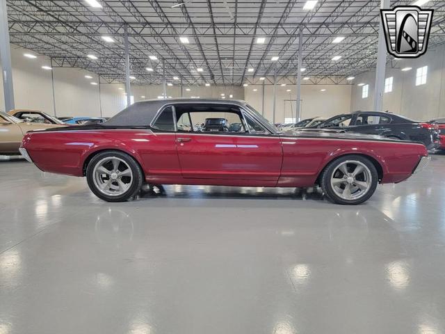 Photo of 1968 Black Mercury Cougar