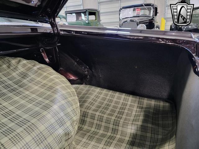 Photo of 1968 Black Mercury Cougar
