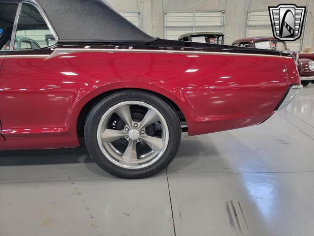 Photo of 1968 Black Mercury Cougar