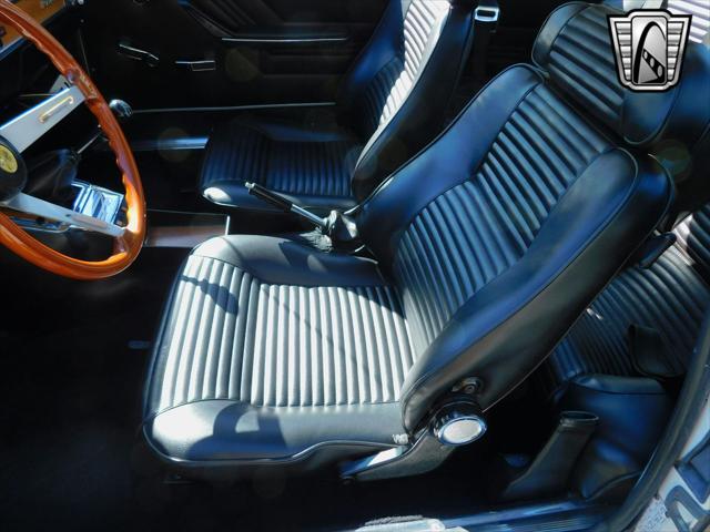Photo of 1972 White Alfa Romeo GTV