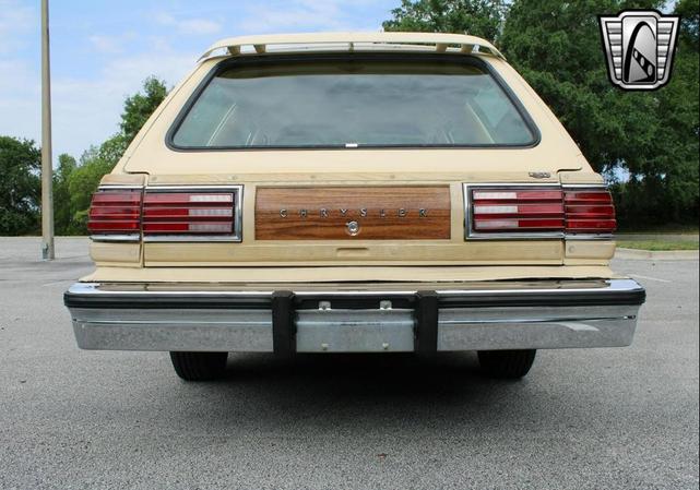 Photo of 1981 Beige Chrysler LeBaron