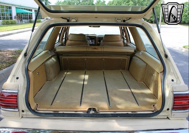 Photo of 1981 Beige Chrysler LeBaron