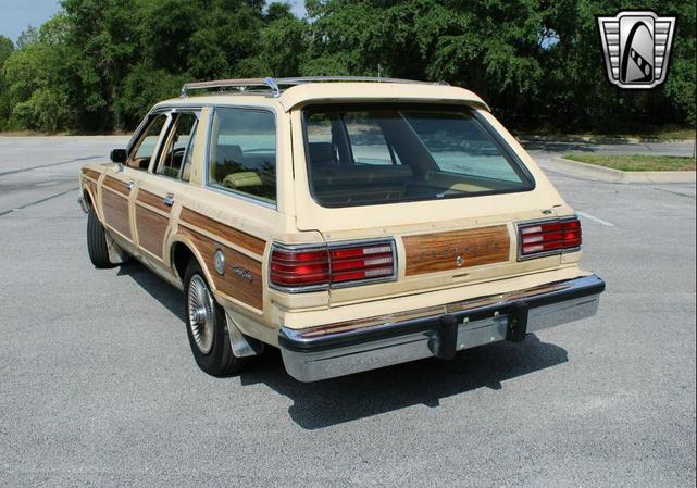 Photo of 1981 Beige Chrysler LeBaron