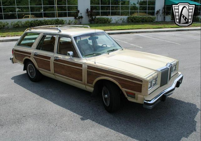 Photo of 1981 Beige Chrysler LeBaron