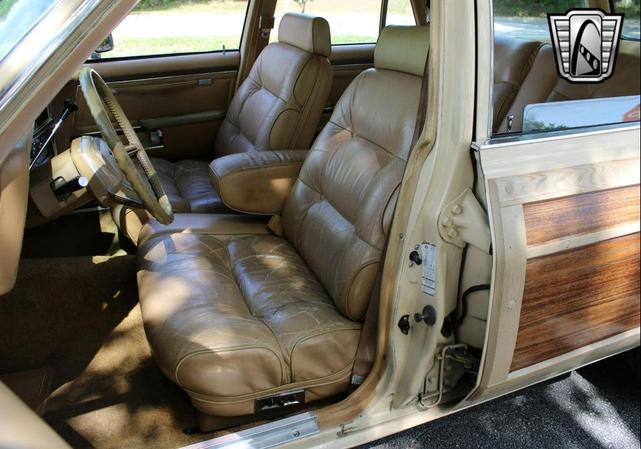 Photo of 1981 Beige Chrysler LeBaron