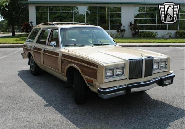 Photo of 1981 Beige Chrysler LeBaron