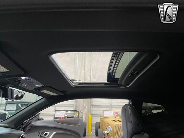 Photo of 2019 Black Chevrolet Camaro