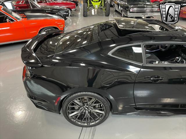 Photo of 2019 Black Chevrolet Camaro