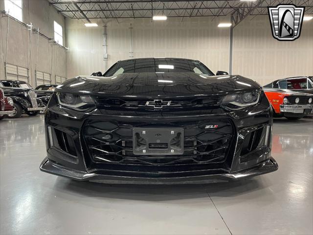 Photo of 2019 Black Chevrolet Camaro