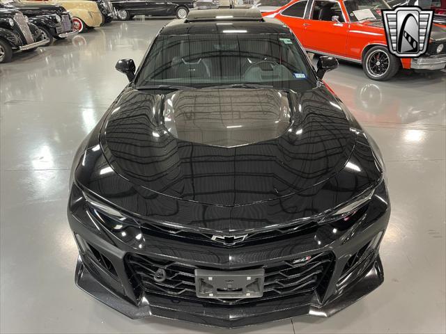 Photo of 2019 Black Chevrolet Camaro