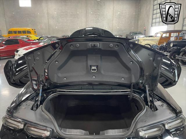 Photo of 2019 Black Chevrolet Camaro