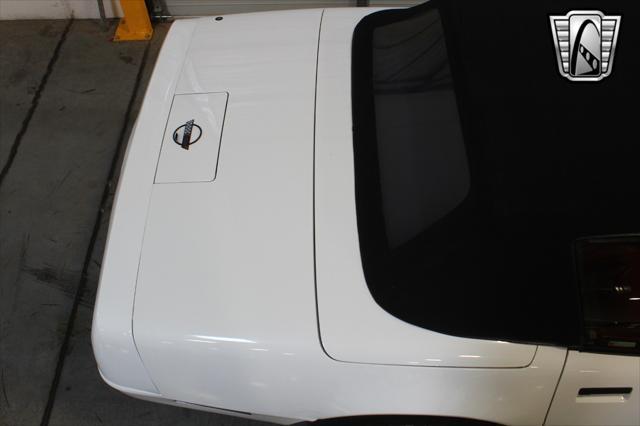 Photo of 1992 White Chevrolet Corvette