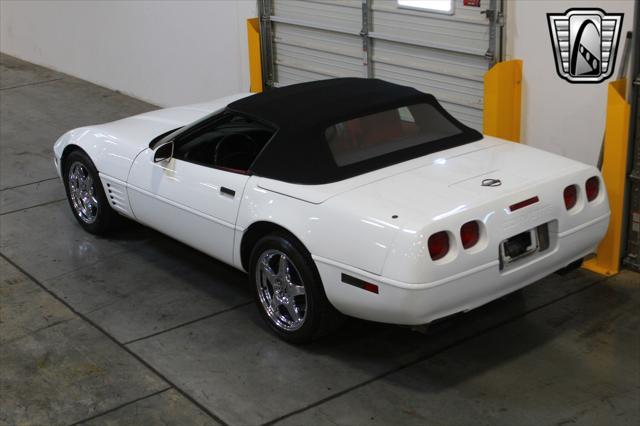 Photo of 1992 White Chevrolet Corvette
