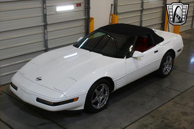 Photo of 1992 White Chevrolet Corvette