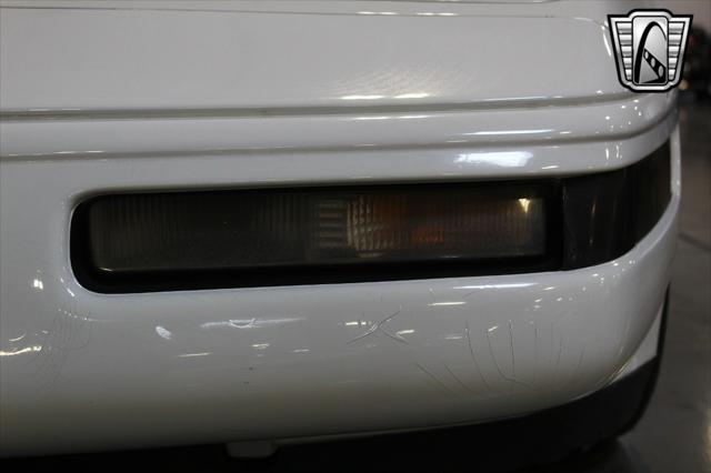 Photo of 1992 White Chevrolet Corvette