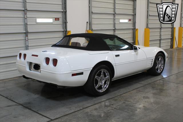 Photo of 1992 White Chevrolet Corvette