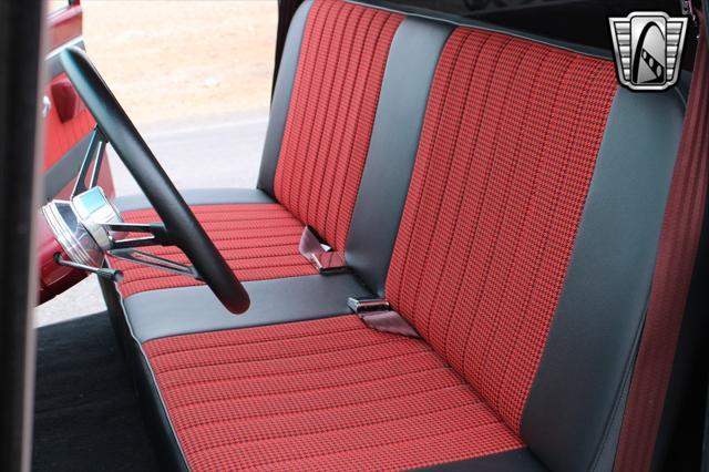 Photo of 1969 Red Chevrolet C20/K20