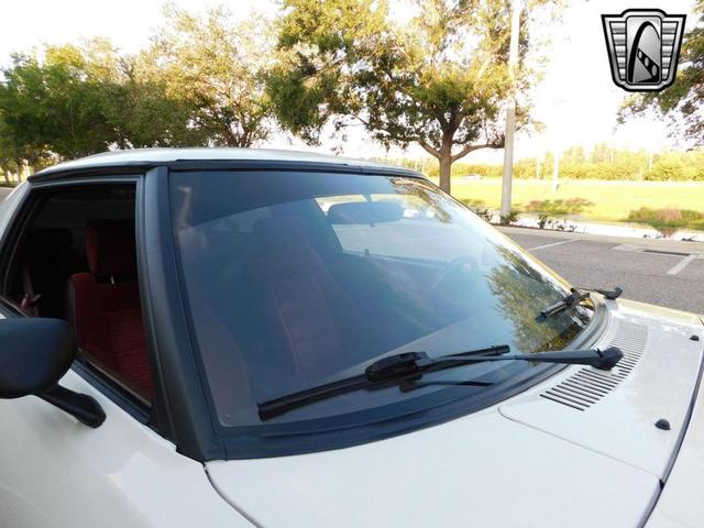 Photo of 1984 White Mazda RX-7