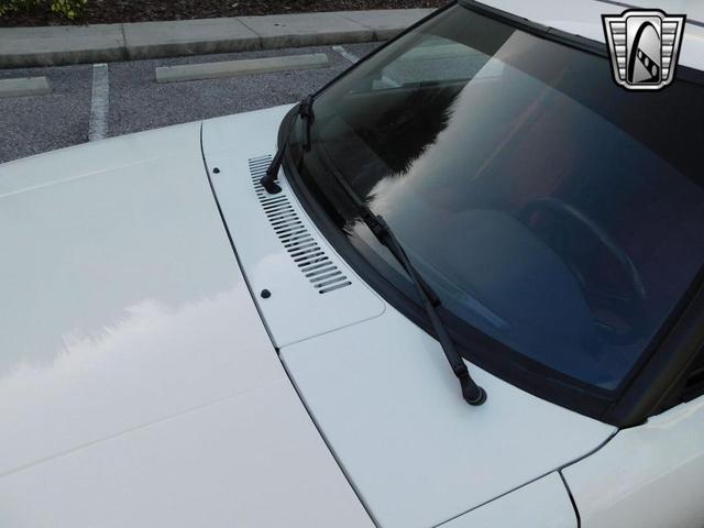 Photo of 1984 White Mazda RX-7