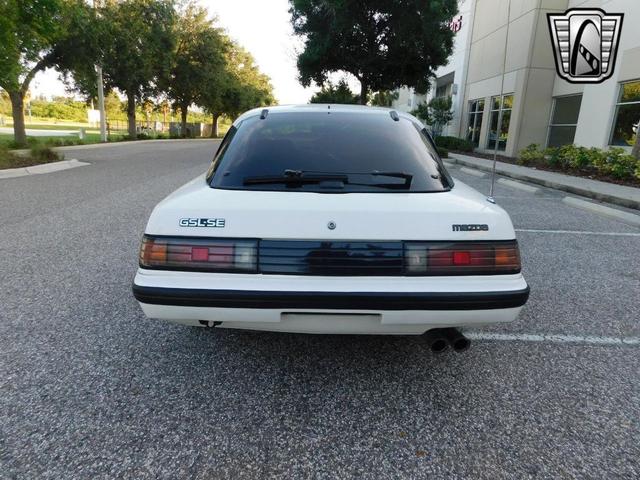 Photo of 1984 White Mazda RX-7