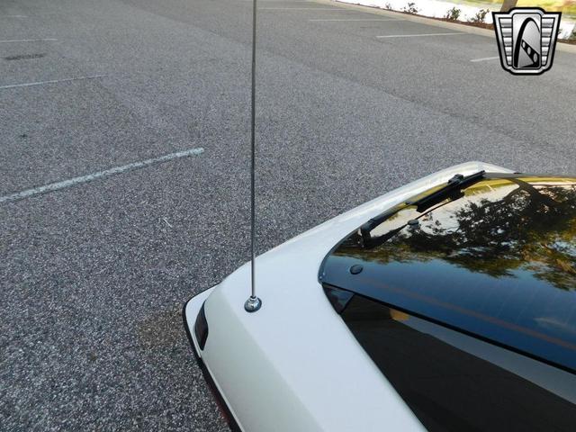 Photo of 1984 White Mazda RX-7