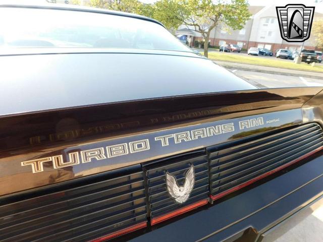 Photo of 1981 Brown Pontiac Firebird