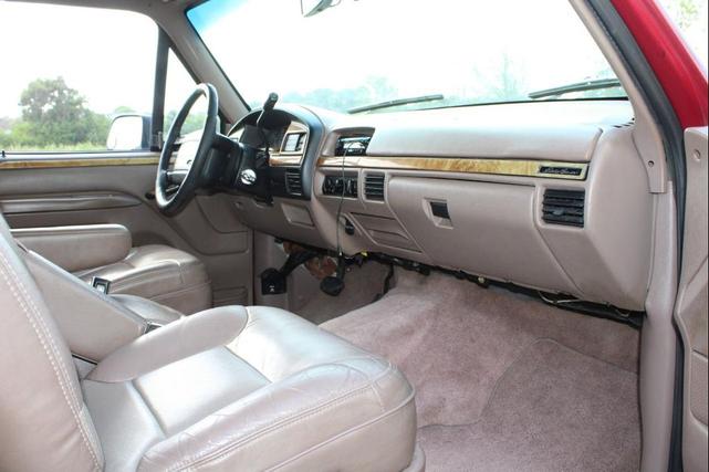Photo of 1995 Burgundy Ford Bronco