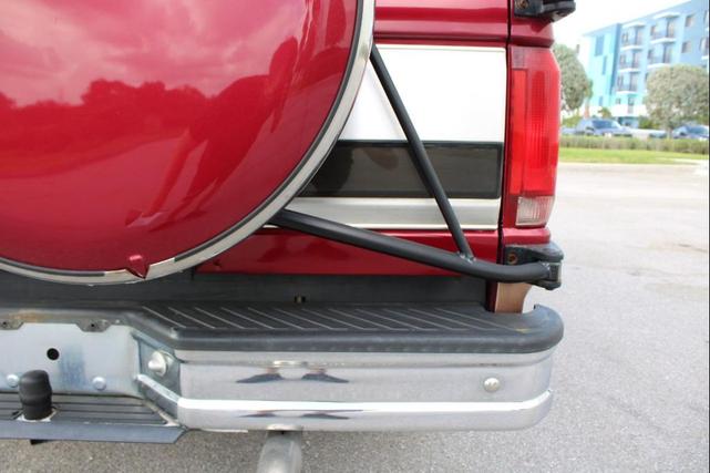 Photo of 1995 Burgundy Ford Bronco