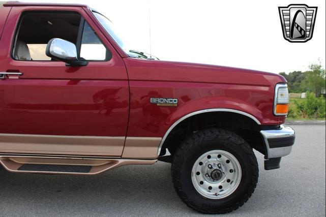 Photo of 1995 Burgundy Ford Bronco