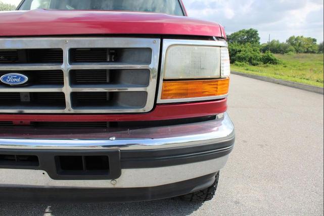 Photo of 1995 Burgundy Ford Bronco