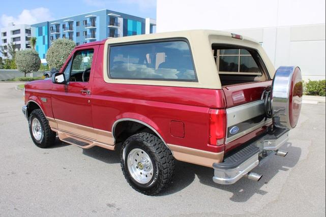 Photo of 1995 Burgundy Ford Bronco