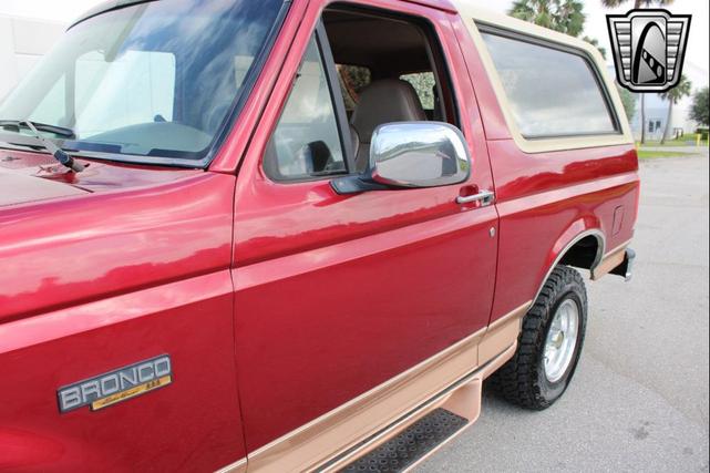 Photo of 1995 Burgundy Ford Bronco