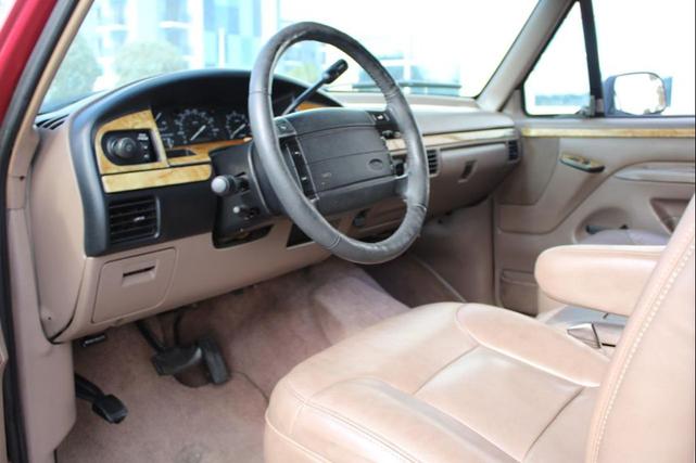 Photo of 1995 Burgundy Ford Bronco
