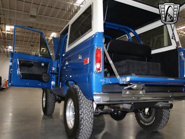 Photo of 1972 Blue Ford Bronco