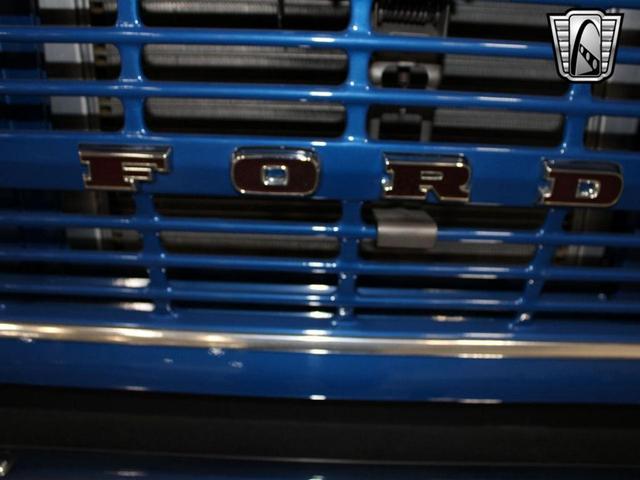 Photo of 1972 Blue Ford Bronco