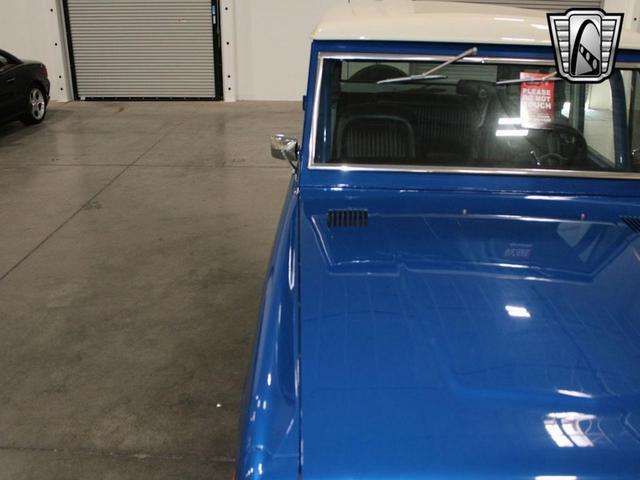 Photo of 1972 Blue Ford Bronco