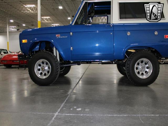 Photo of 1972 Blue Ford Bronco