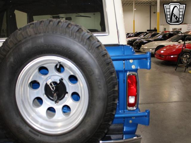 Photo of 1972 Blue Ford Bronco