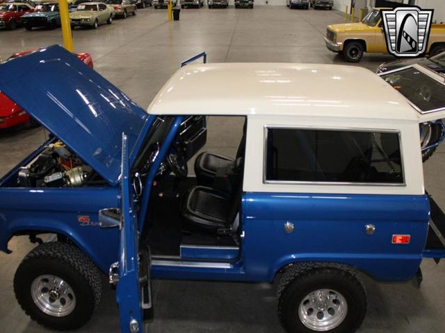 Photo of 1972 Blue Ford Bronco
