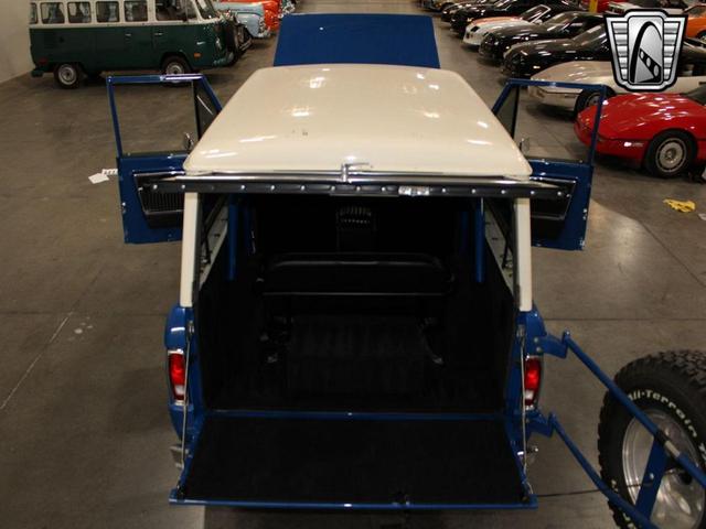 Photo of 1972 Blue Ford Bronco