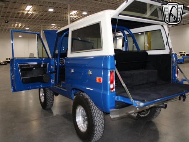Photo of 1972 Blue Ford Bronco