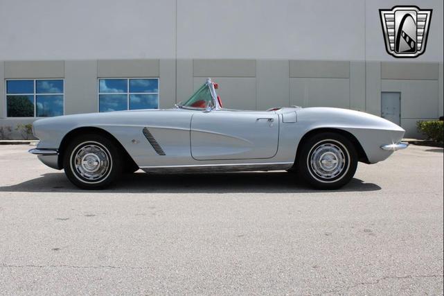 Photo of 1962 Sateen Silver Chevrolet Corvette