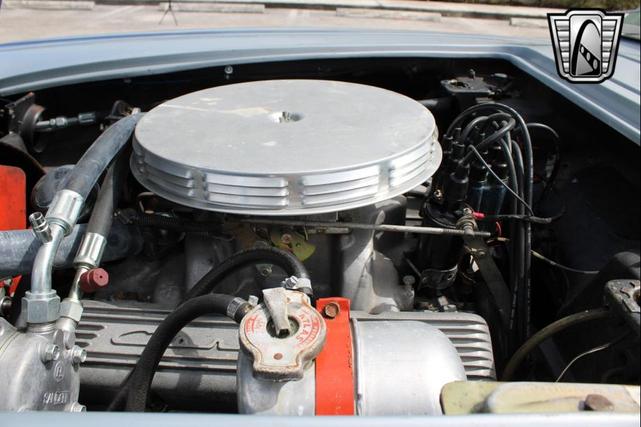 Photo of 1962 Sateen Silver Chevrolet Corvette