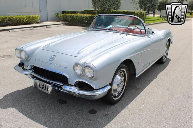 Photo of 1962 Sateen Silver Chevrolet Corvette