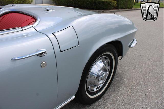 Photo of 1962 Sateen Silver Chevrolet Corvette