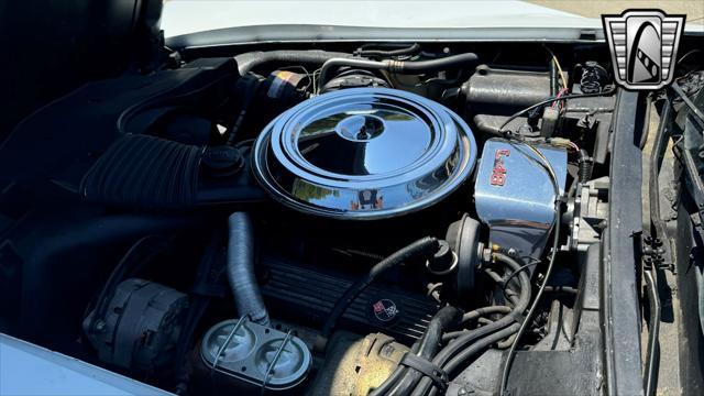 Photo of 1979 White Chevrolet Corvette